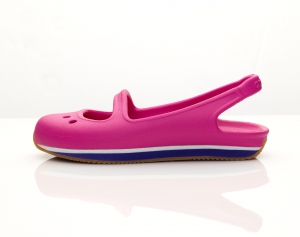 CROCS_RETRO_SLINGBACK_fushia_violet-_3499euros