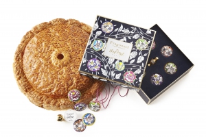 Lenotre2016_Galette_et_coffret_feves_Fragonard_cT.Dhellemmes