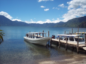 lac_atitlan