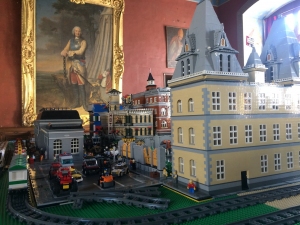 Exposition_100_LEGO_credit_Chateau_dAncy_le_Franc_3