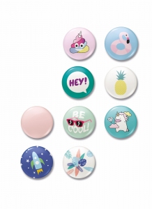 2018_BANDAI_PACK_BADGES_TENDANCE_2