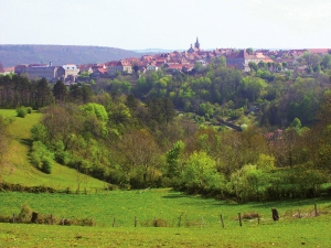 Flavigny_sur_Ozerain_Village_HD_Marc_Troubat