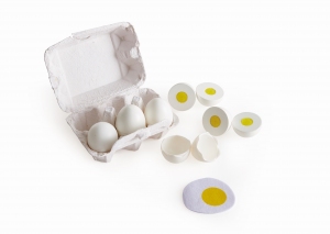 E3156_Egg_tray_with_eggs