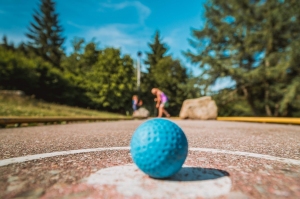 miniature-golf-4383898_1920