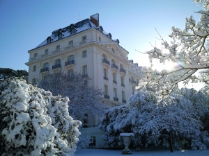 Waldorf_Astoria_Versailles_Trianon_Palace_-_neige